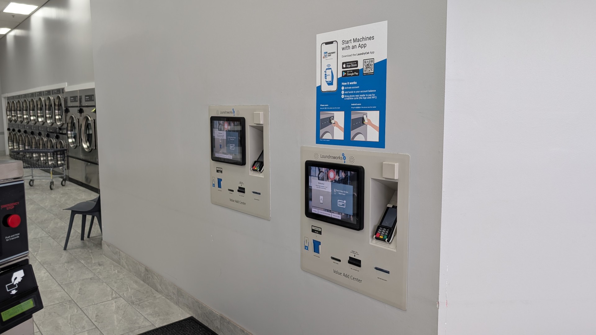 Affordable laundry pricing and washers at Lafayette Laundromat in Detroit MI