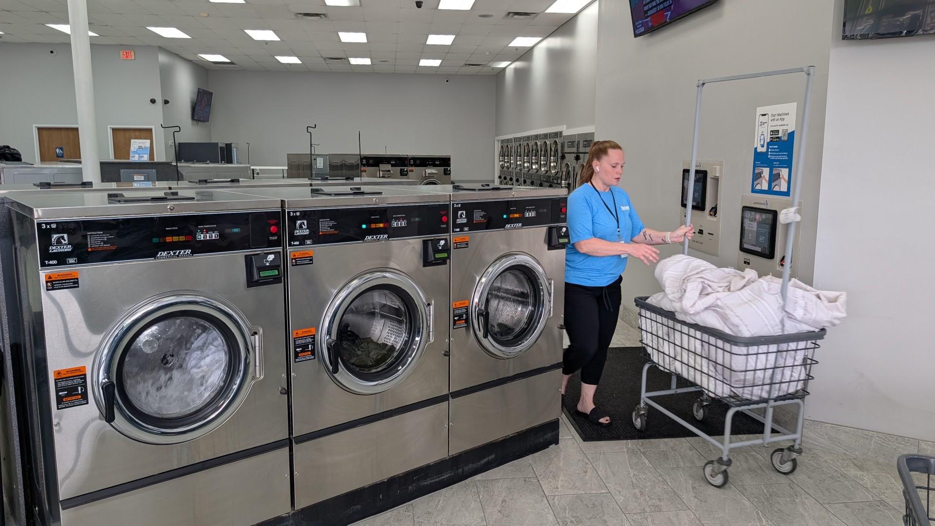 Lafayette Laundromat washers in Detroit MI