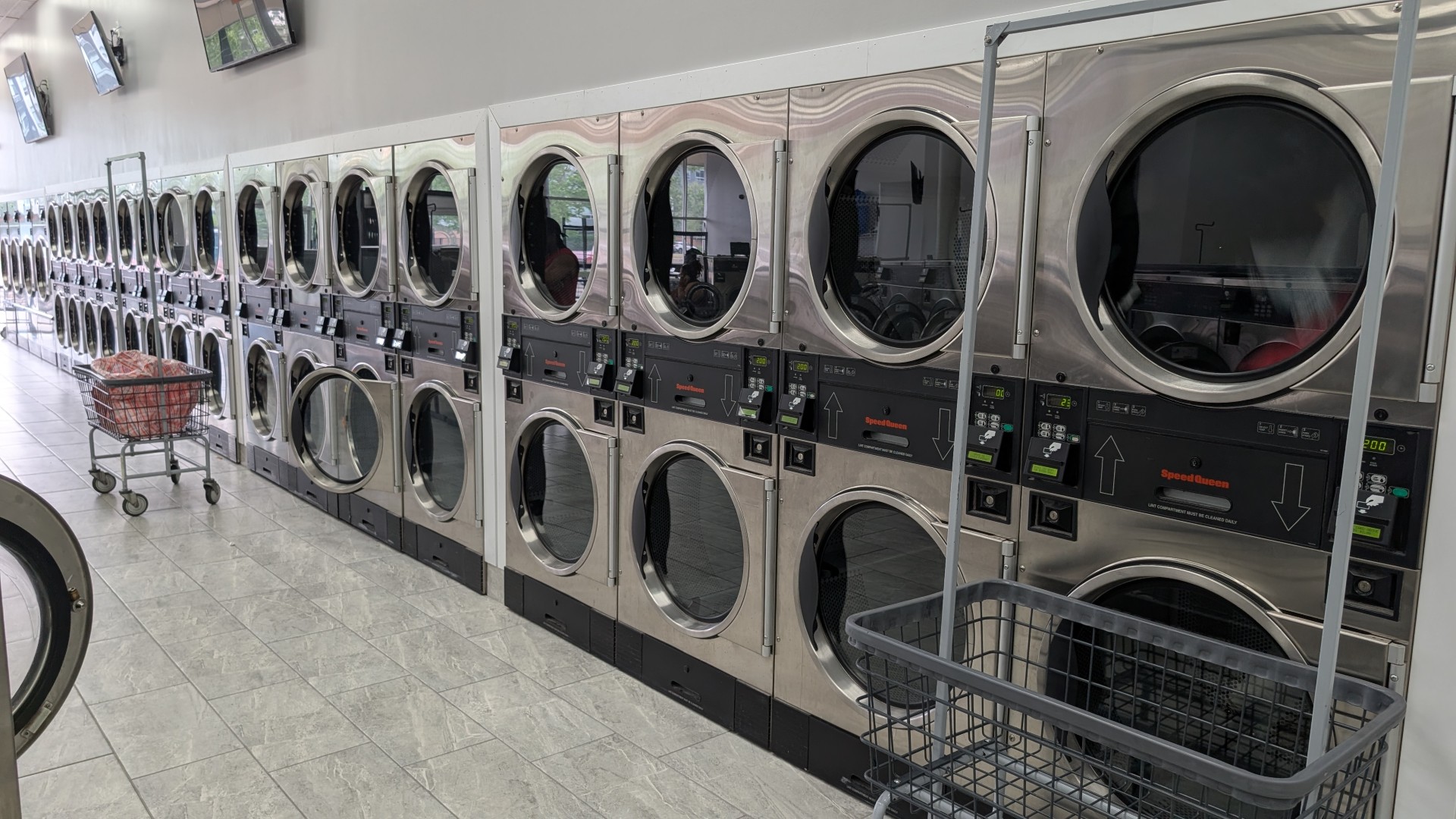 restaurant laundry service in Detroit MI