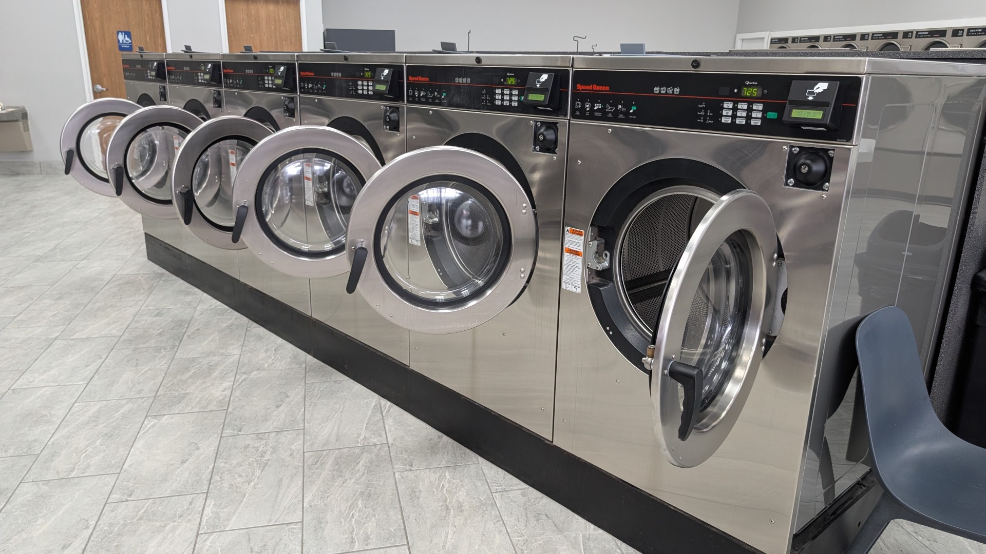 vacation rental laundry service Detroit MI